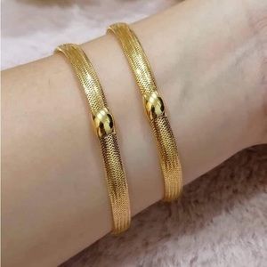 1 pc Real 18k  Saudi gold LIGHT WEIGHT S-M (18 CM)